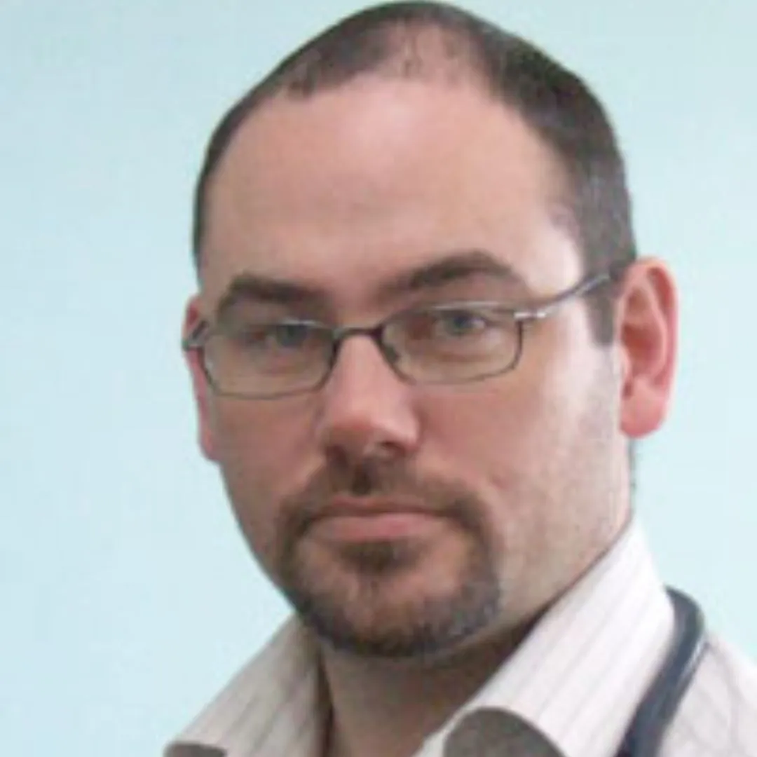 Dr Murray Winiata