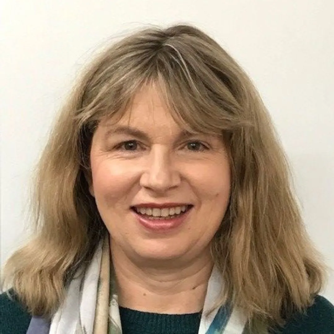 Dr Elizabeth Adkin